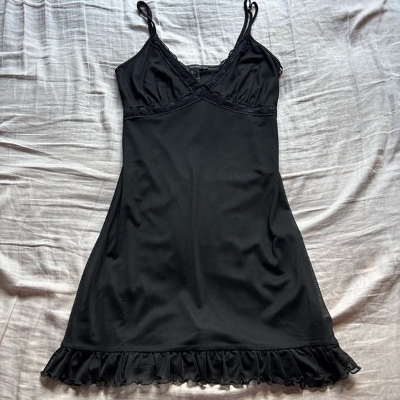 Forever 21 Dresses & Skirts - NWOT Forever 21 Black Ruffle Hem Slip Dress